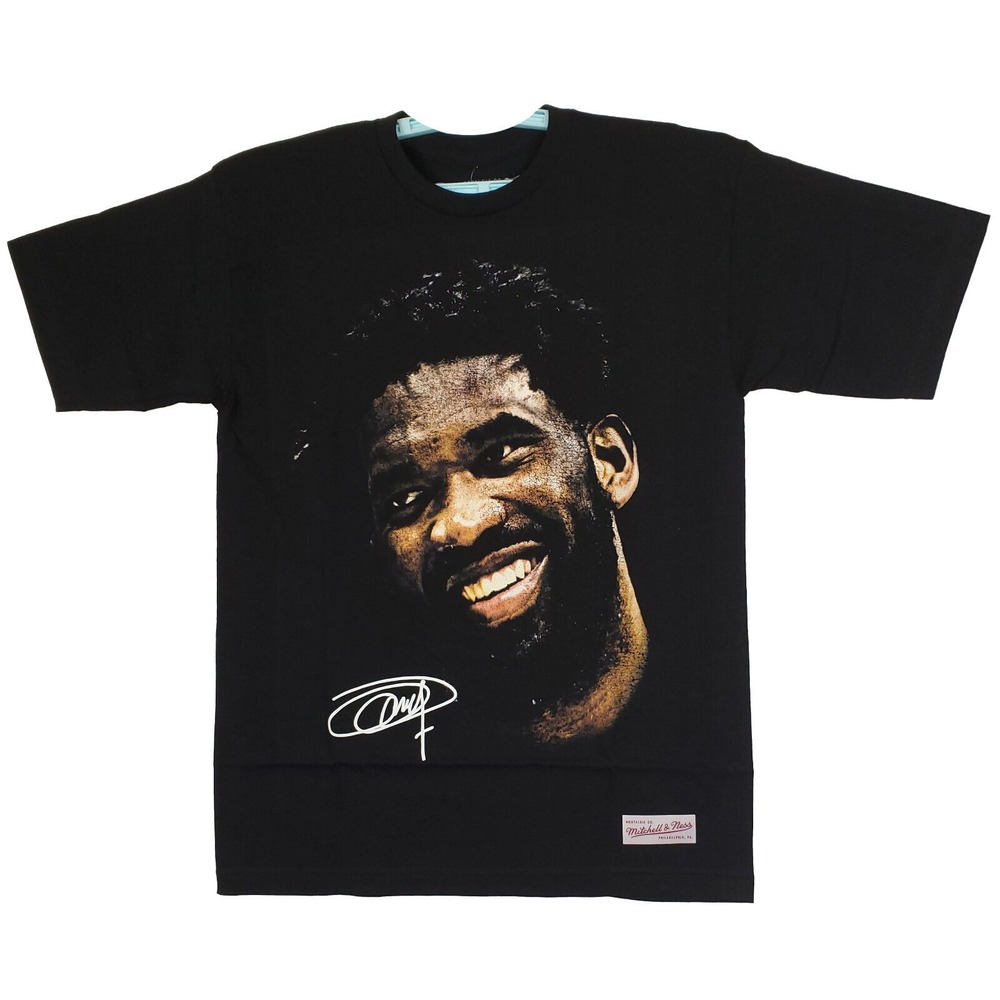 Joel Embiid Philadelphia 76ers Mitchell & Ness NBA Medium Shirt Big Face Art NWT